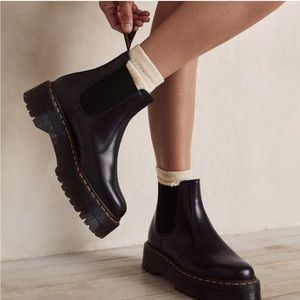 Dr. Marten’s 2976 Quad Platform Chelsea Boot Smooth Leather Size 9